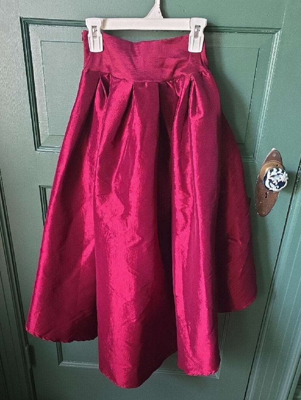 Haute Monde Maroon High-Low Bow Waist Skirt - Picture 3 of 3
